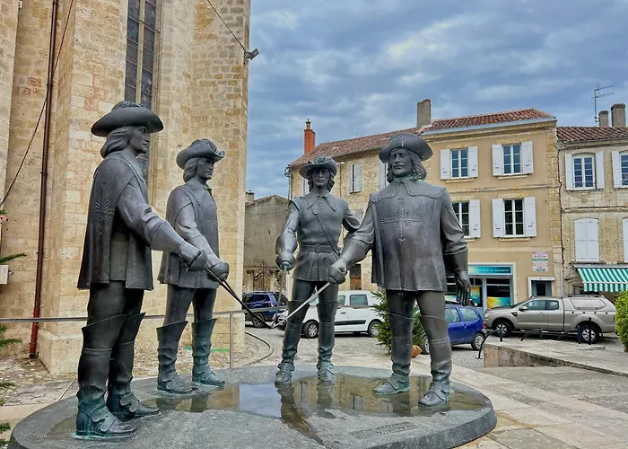 La Maison Des Mousquetaires * Condom