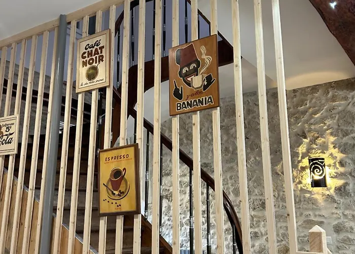 La Maison Des Mousquetaires